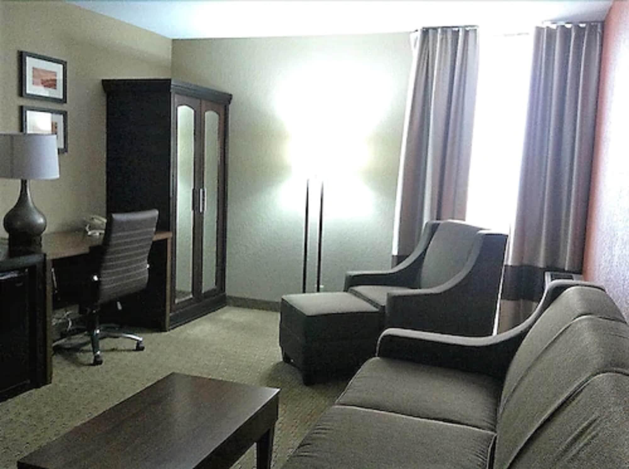 Comfort Inn & Suites Evansville Airport Eksteriør billede