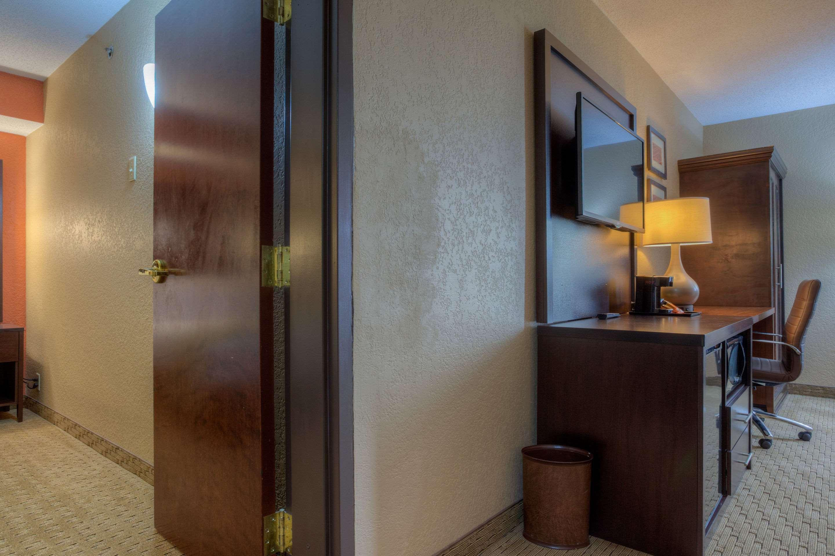 Comfort Inn & Suites Evansville Airport Eksteriør billede