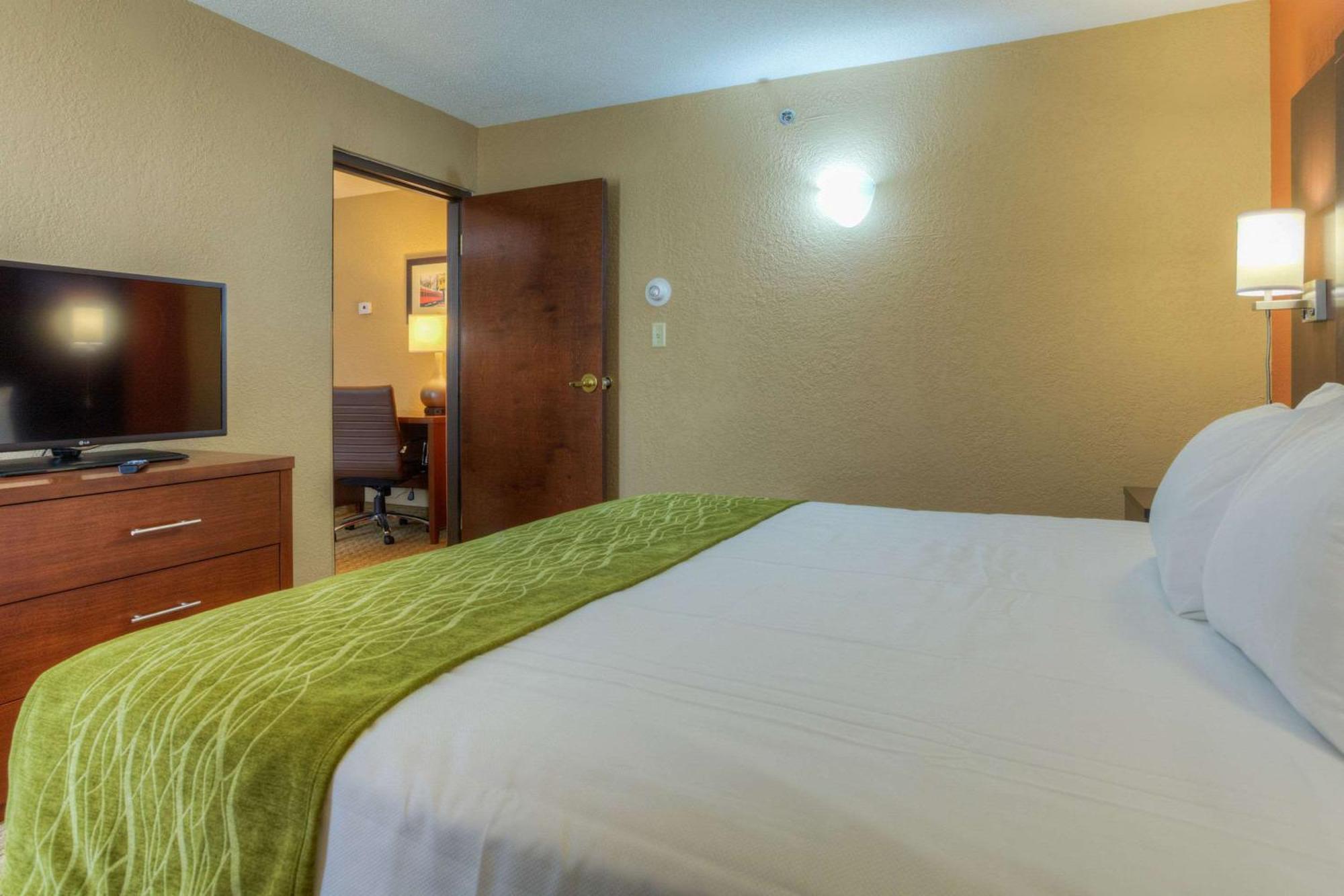 Comfort Inn & Suites Evansville Airport Eksteriør billede