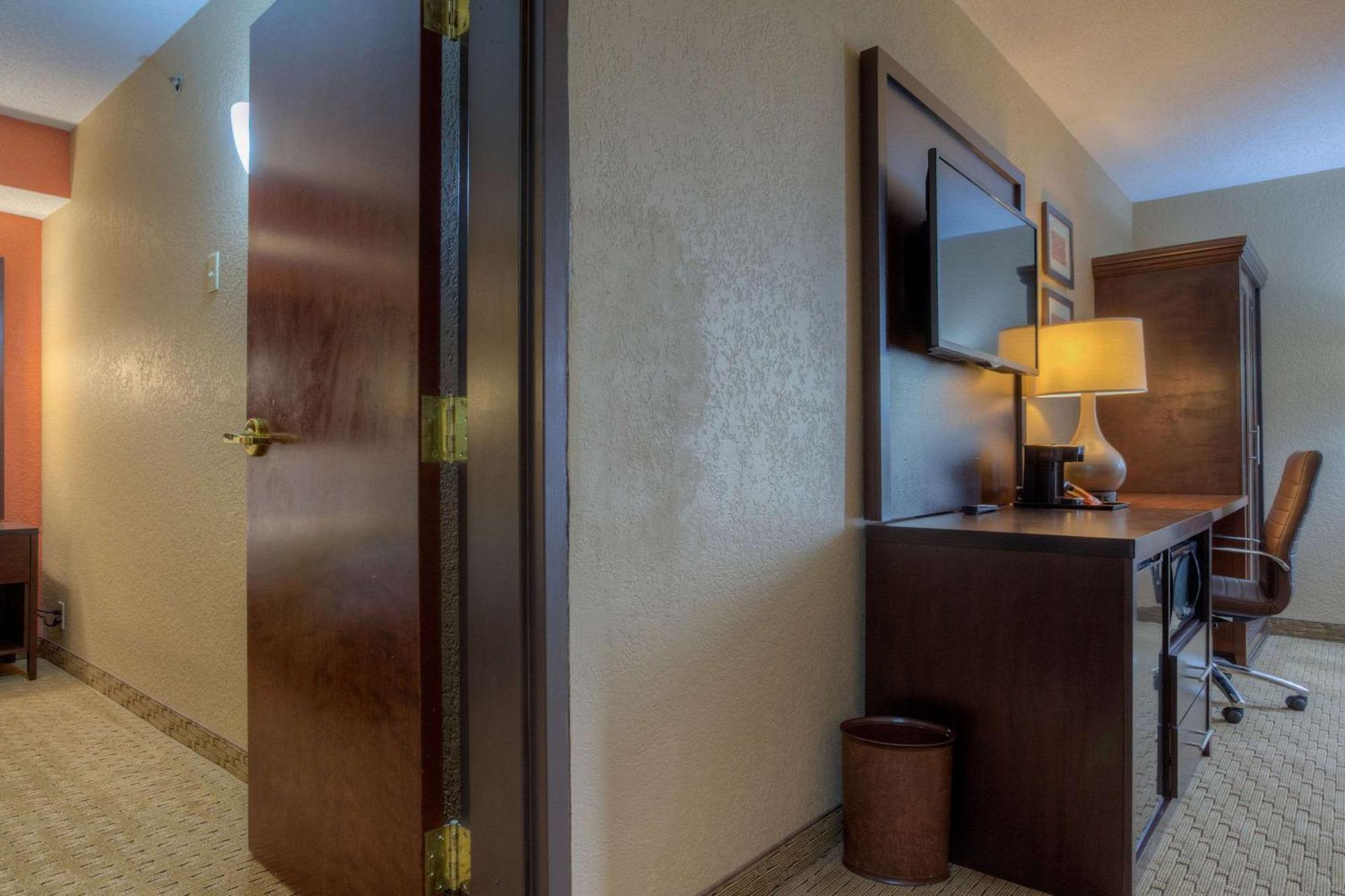 Comfort Inn & Suites Evansville Airport Eksteriør billede