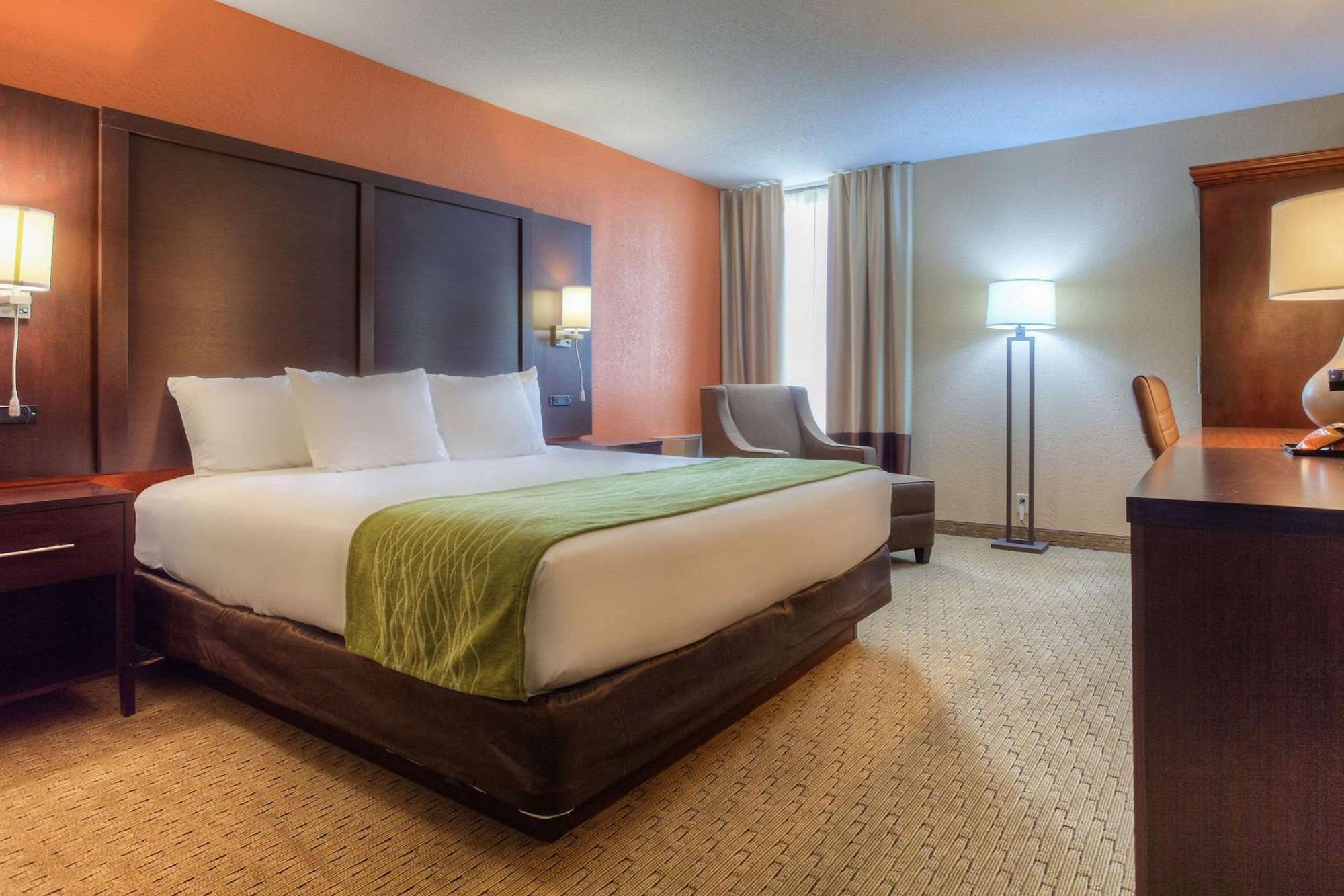 Comfort Inn & Suites Evansville Airport Eksteriør billede