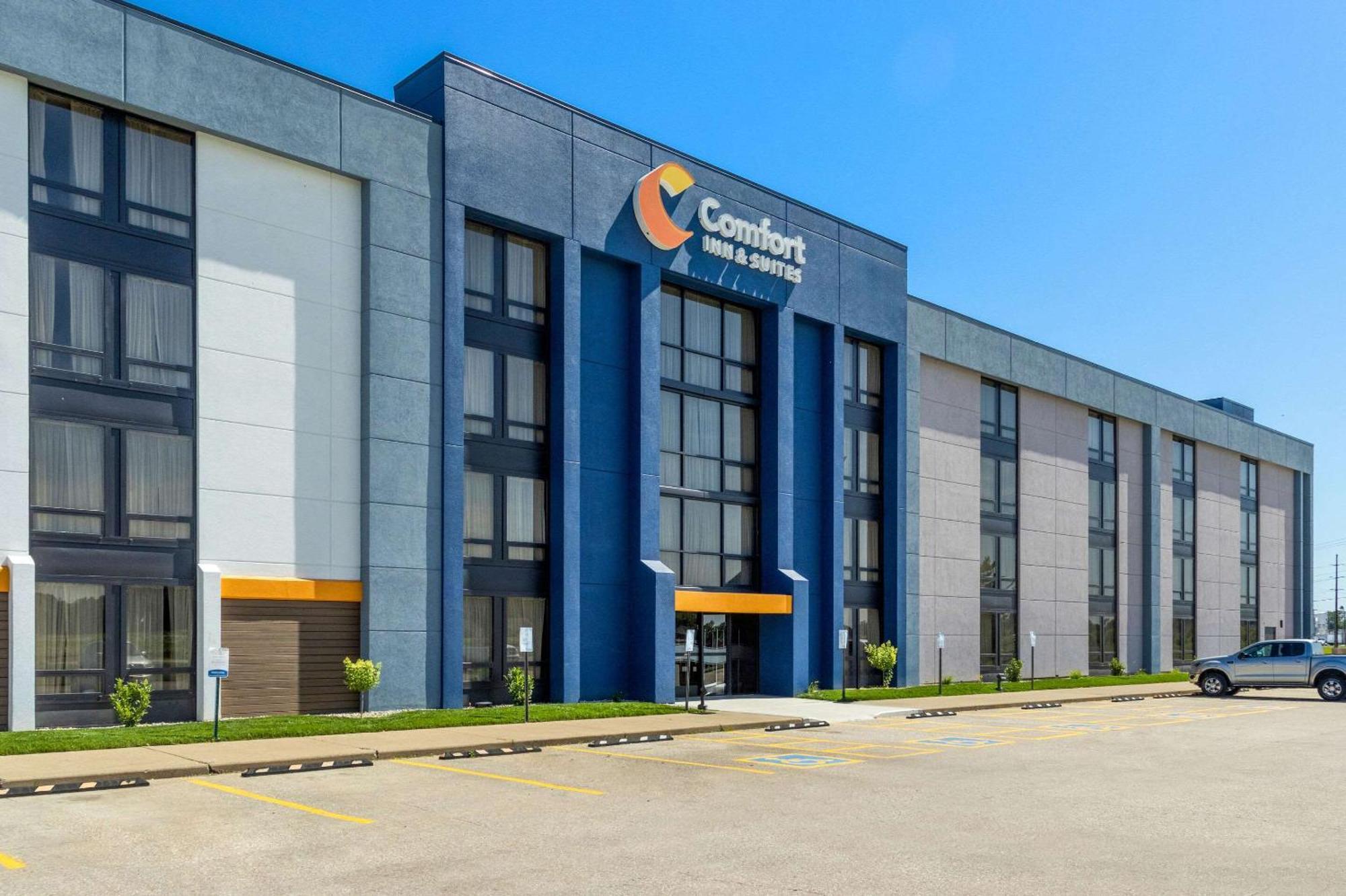 Comfort Inn & Suites Evansville Airport Eksteriør billede