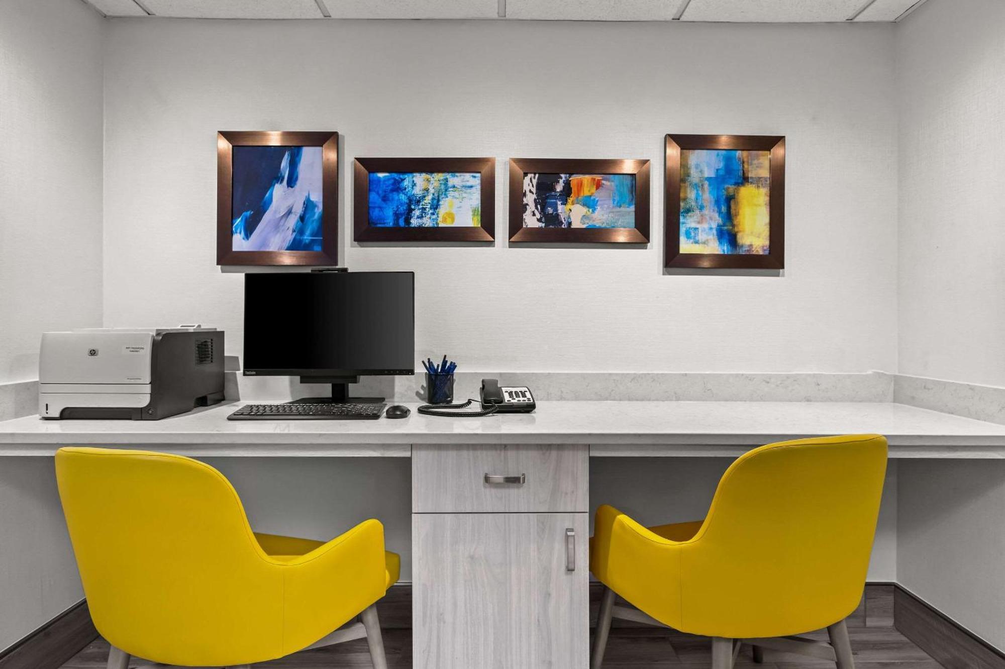 Comfort Inn & Suites Evansville Airport Eksteriør billede